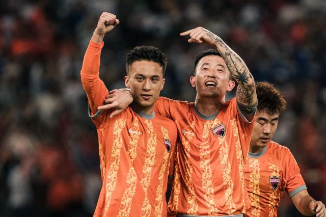 bob半岛体育-【中超】元敏诚破门夏合扎提点射 深圳2比1战胜青岛