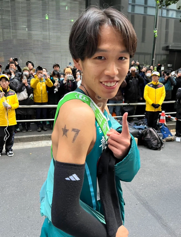 bob半岛体育官方网站-跑个步而已,他们在燃什么?|箱根|接力|奥运会|马拉松|箱根驿传_新浪体育_新浪新闻