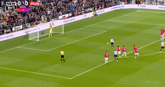 bob半岛体育官方网站-联赛11轮不败终结！曼联1-2遭十人纽卡绝杀，卡里克遭遇上任首败|纽卡斯尔|B费|拉姆塞|戈登|奥苏拉_新浪体育_新浪新闻