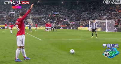 bob半岛体育官方网站-联赛11轮不败终结！曼联1-2遭十人纽卡绝杀，卡里克遭遇上任首败|纽卡斯尔|B费|拉姆塞|戈登|奥苏拉_新浪体育_新浪新闻