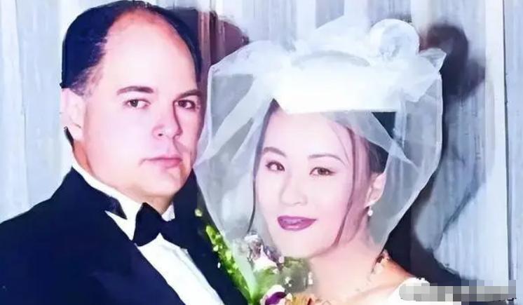 bob半岛体育官网-事业巅峰远赴美国，被老外“玩腻”后晚年回国，如今变成了这样！