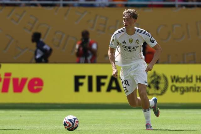 bob半岛体育-近7年来第一次连败！皇马主场0-1爆冷负赫塔费，落后巴萨达4分